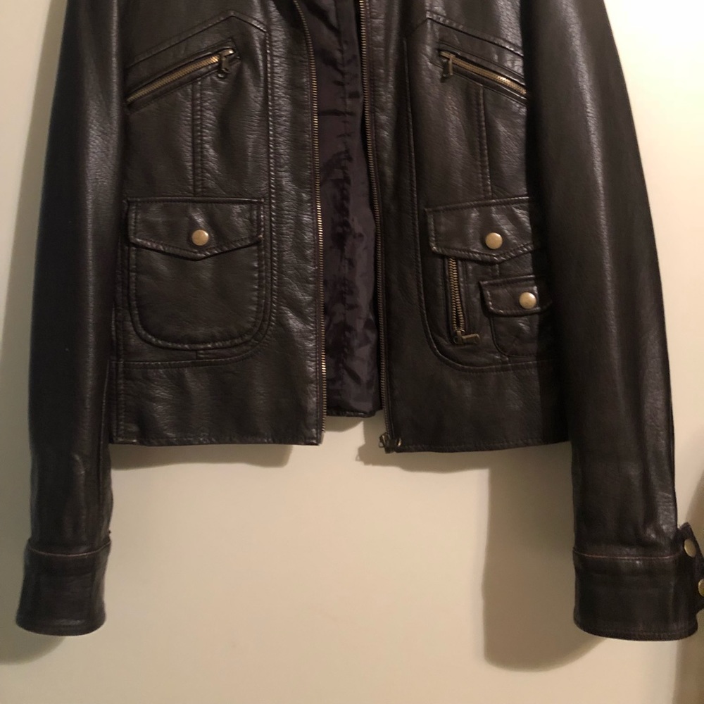 Brown jacket - Picture 2 of 2